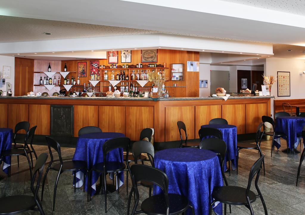 La Trinite Monboso Hotel Грессоней-ла-Трините Экстерьер фото