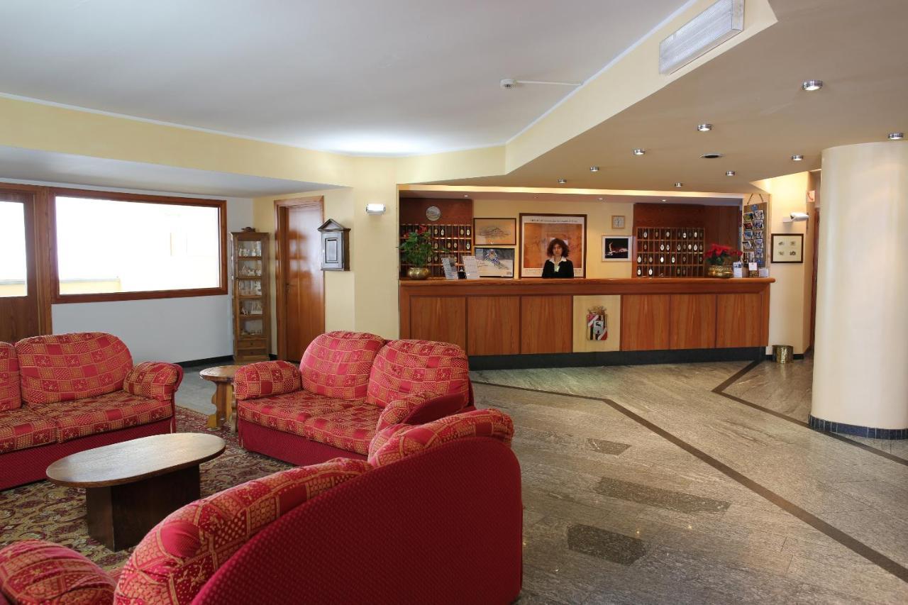 La Trinite Monboso Hotel Грессоней-ла-Трините Экстерьер фото