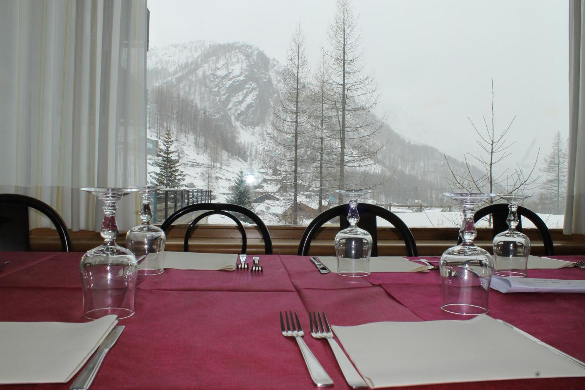 La Trinite Monboso Hotel Грессоней-ла-Трините Экстерьер фото